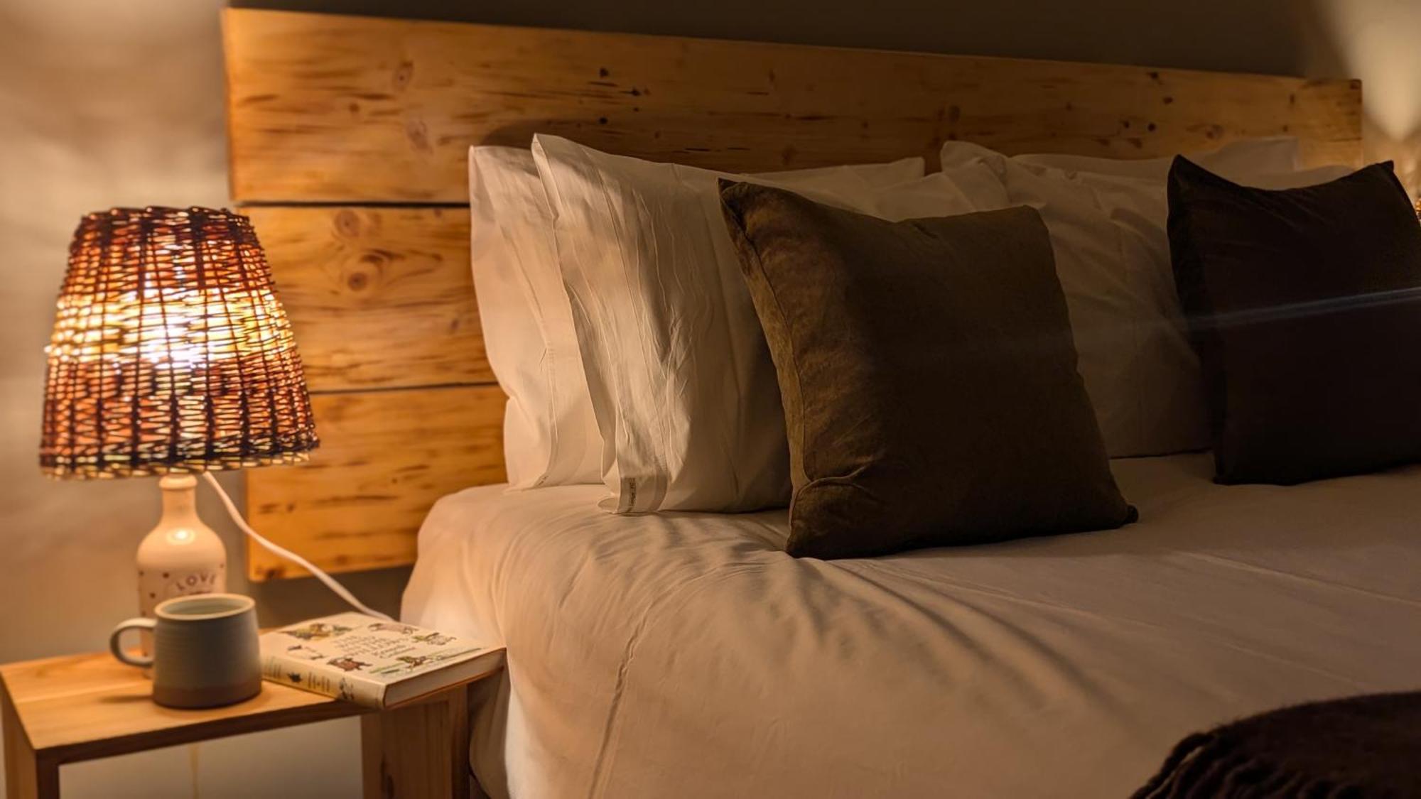 South Downs Eco Lodge & Camping East Meon Eksteriør billede